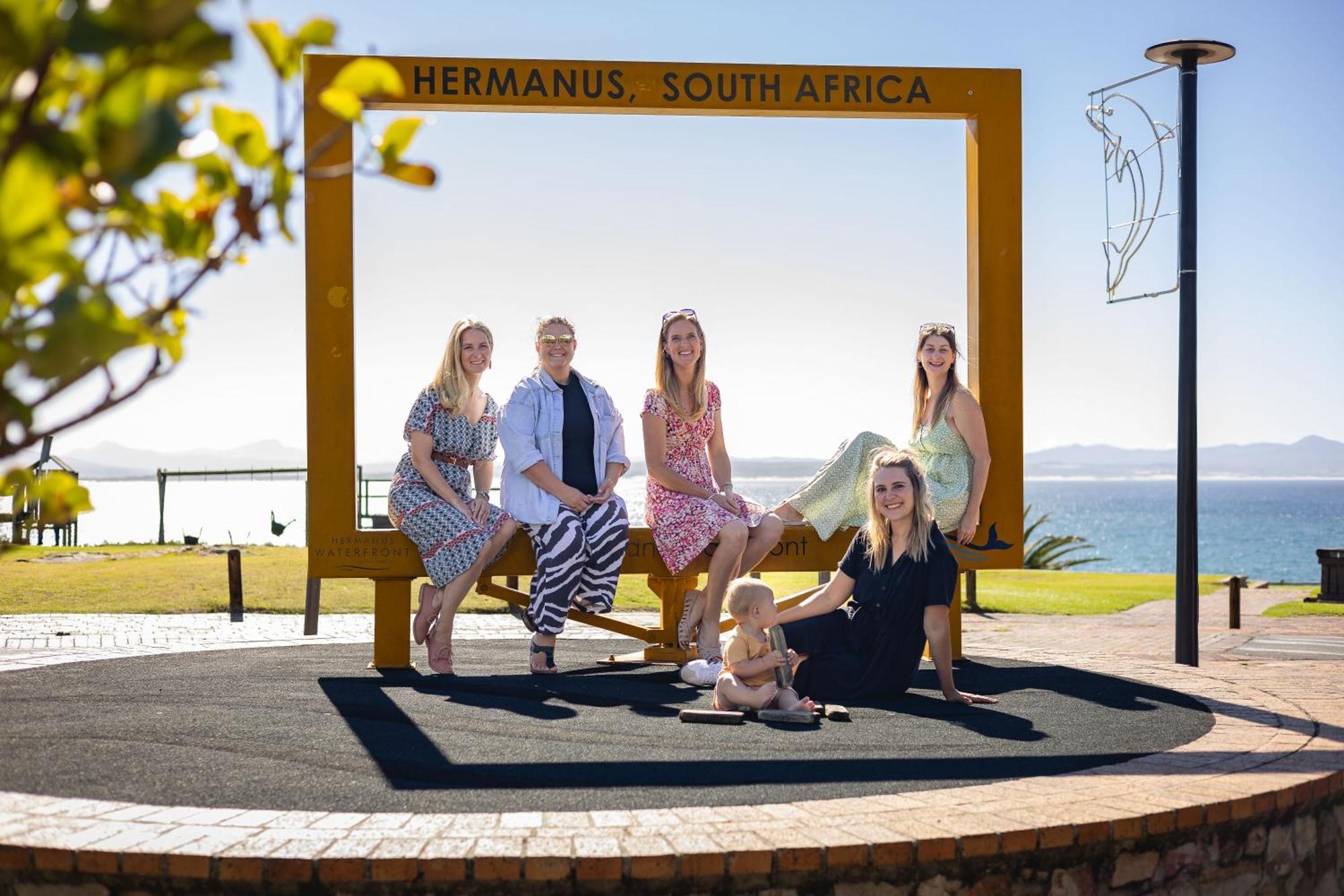 Hermanus Waterfront, Ocean Deluxe - Apartment 2 Eksteriør billede