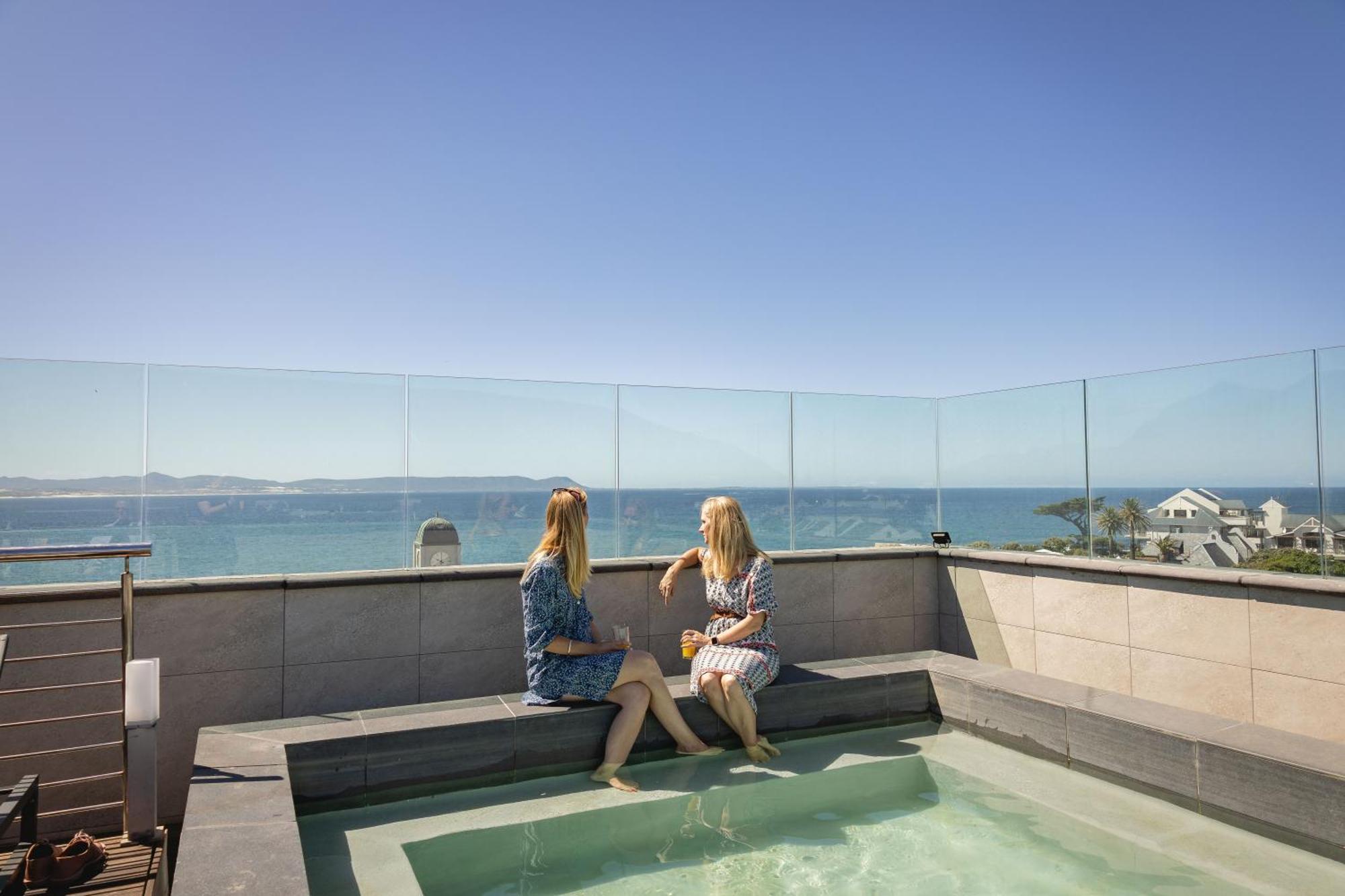 Hermanus Waterfront, Ocean Deluxe - Apartment 2 Eksteriør billede